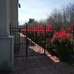 公寓 за гости сънрайз флора бийч 帕莫瑞